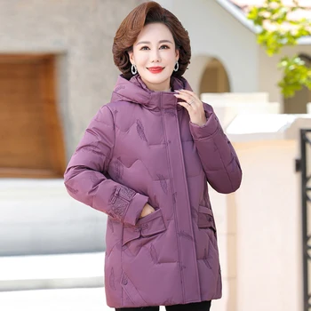 Vidutinio amžiaus Moterų Puffer Coat Gobtuvu 2023 Naujas Storas Šiltas 90% Baltųjų Ančių Pūkais Striukes Moterims, Siuvinėjimo viršutinių drabužių siuvimas